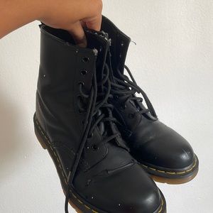 doc martens size 9